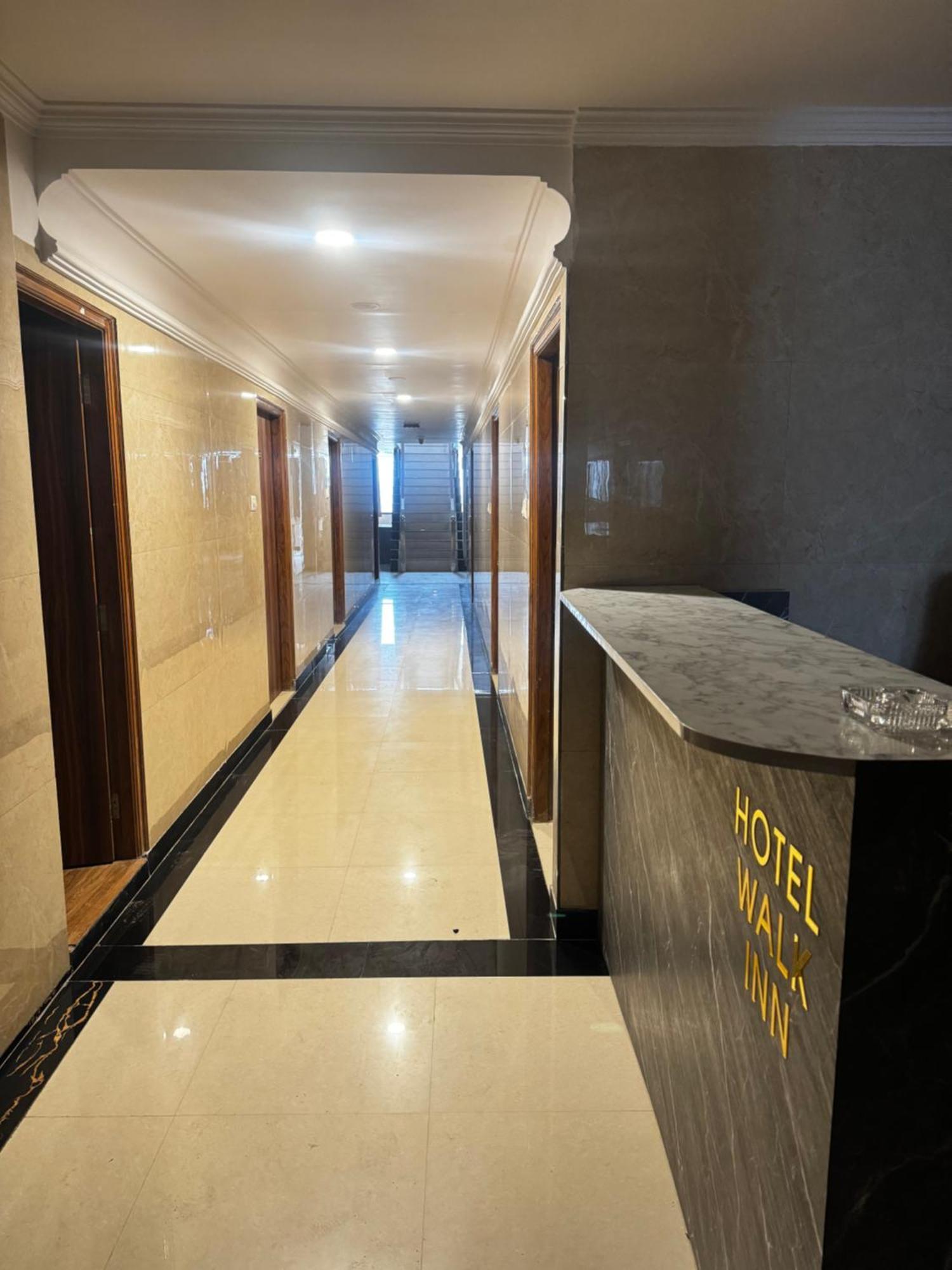Hotel Walk Inn Faridabad Ngoại thất bức ảnh